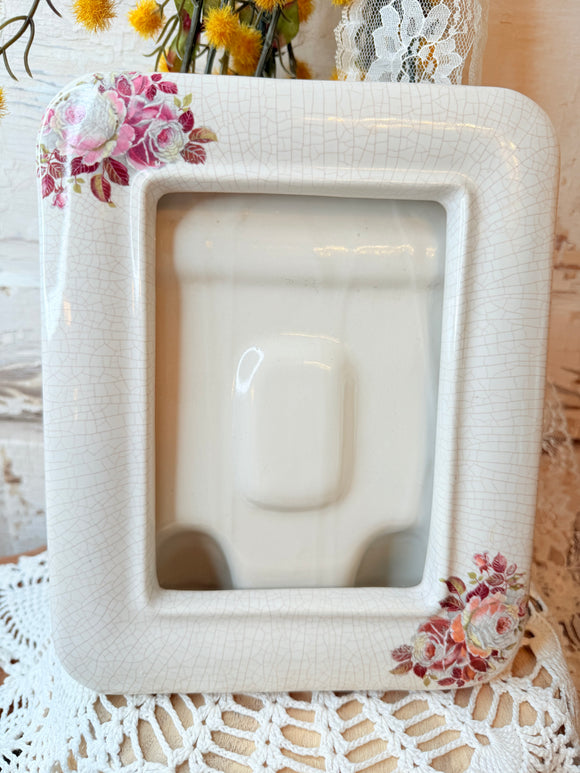VINTAGE FLORAL CRAZED GLASS FRAME