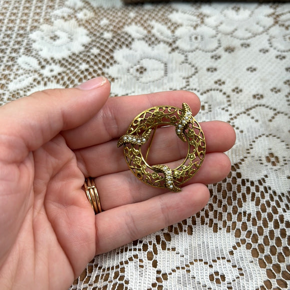 ANTIQUE BROOCH- PEARL WREATH