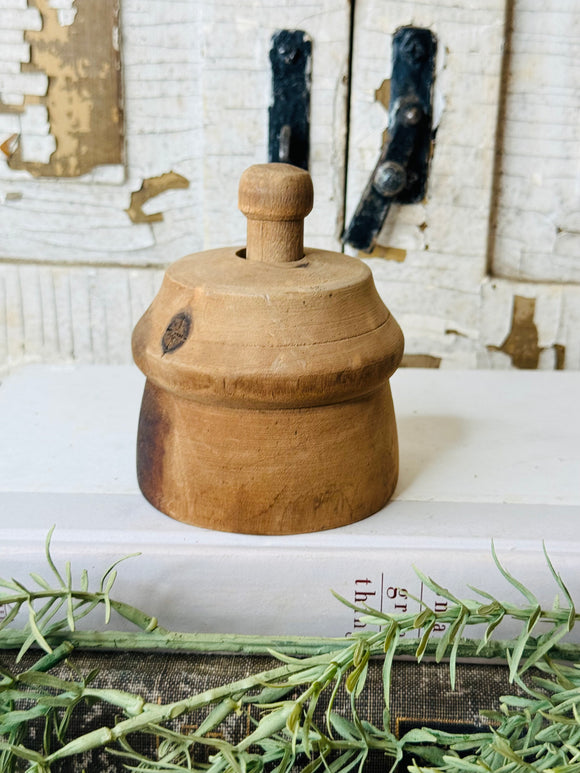 VINTAGE WOOD BUTTER CHURNER