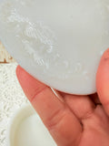 VINTAGE DETAILED MILK GLASS HEART TRINKET JEWELRY DISH