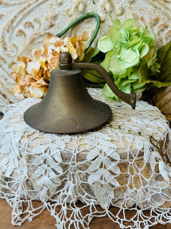 VINTAGE LARGE HANGING BRASS NAUTICAL / SCHOOL BELL