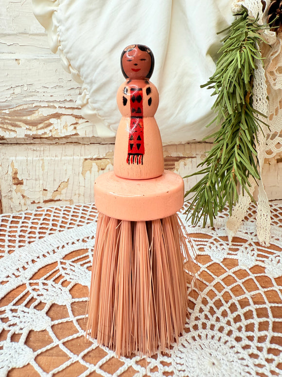 ANTIQUE RARE HANDPAINTED CLOTHING BRUSH