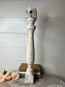 EXTRA TALL BIRDHOUSE ON PEDESTAL DECOR