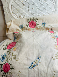 EMBROIDERED BUTTERFLY VINTAGE BEDSPREAD / TABLECLOTH GORGEOUS!!!