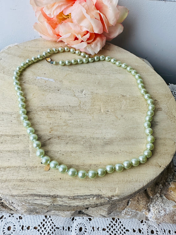 AUTHENTIC CULTURED RARE ANTIQUE PEARL NECKLACE. GORGEOUS