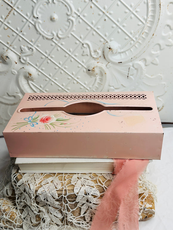 VINTAGE METAL HAND PAINTED TISSUE BOX SHABBY CHIC VICTORIAN