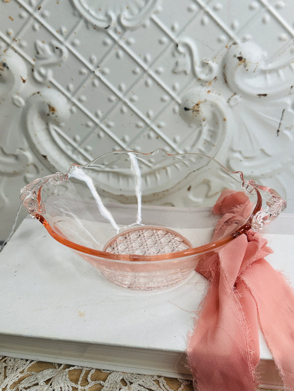 LANCASTER PINK VINTAGE PINK GLASS ORNATE UNIQUE HANDLES BOWL TRAY ROUND