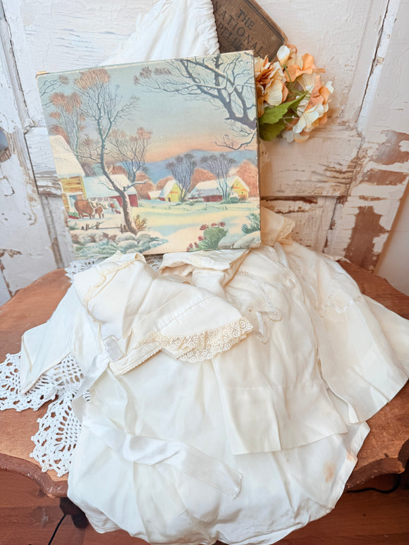 ANTIQUE 3 PIECE VICTORIAN BABY SILK CLOTHING SET W BOX