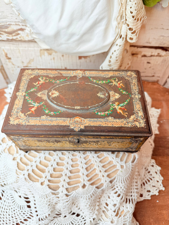 VINTAGE VICTORIAN CHERUB SHABBY CHIC BOX AND LID