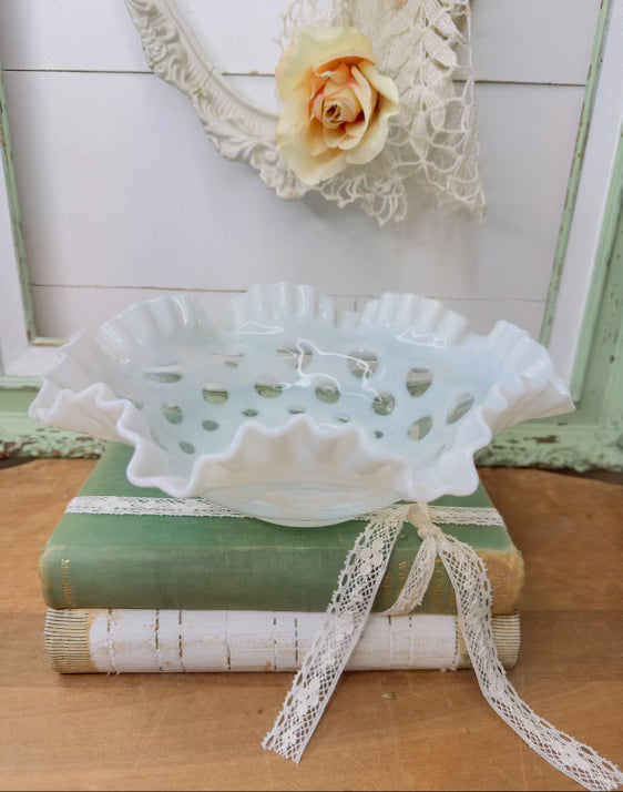 VINTAGE FENTON COIN DOT LARGE RUFFLED BOWL