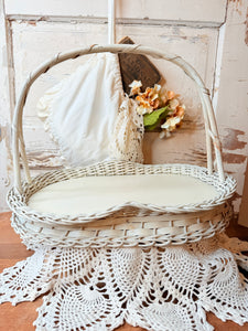 GORGEOUS LARGE ANTIQUE VICTORIAN FLAT LAY CENTERPIECE BASKET - RARE!!