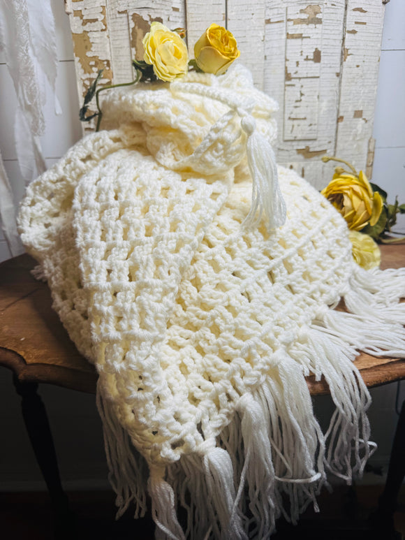 GORGEOUS HANDMADE SHAWL CAPE VINTAGE CREAM COLOR