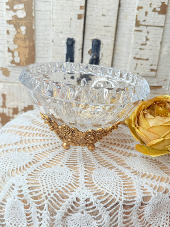 CRYSTAL BOWL WITH GOLD FILIGREE STAND GORGEOUS!!!  VINTAGE
