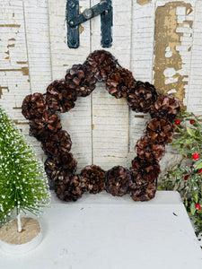 VINTAGE ACORN STAR WREATH - 3 AVAILABLE