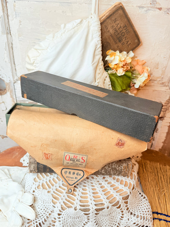 1896 BLACK GORGEOUS ANTIQUE PIANO SCROLL