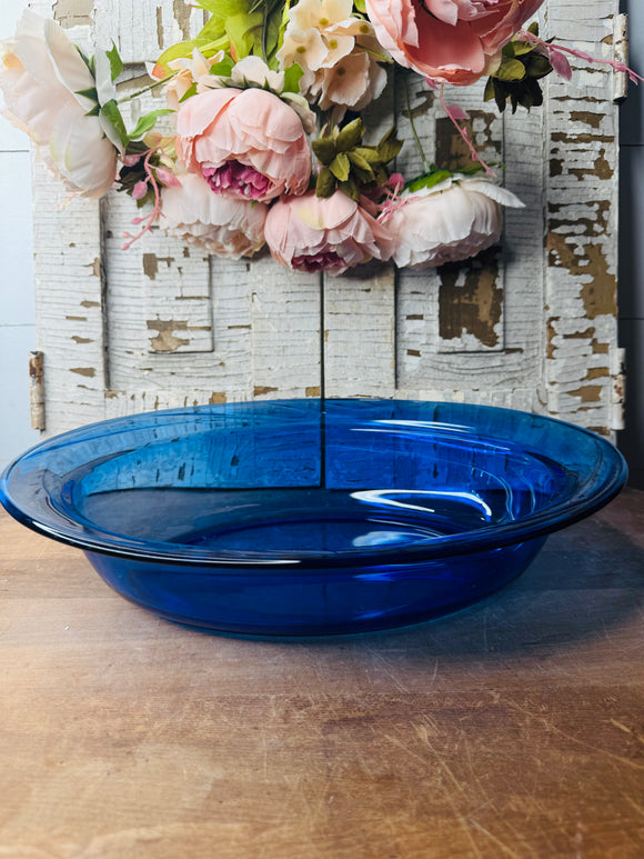VINTAGE LARGE COBALT BLUE OVAL CASSEROLE DISH