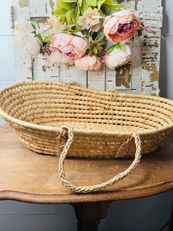 VINTAGE MOSES BASKET