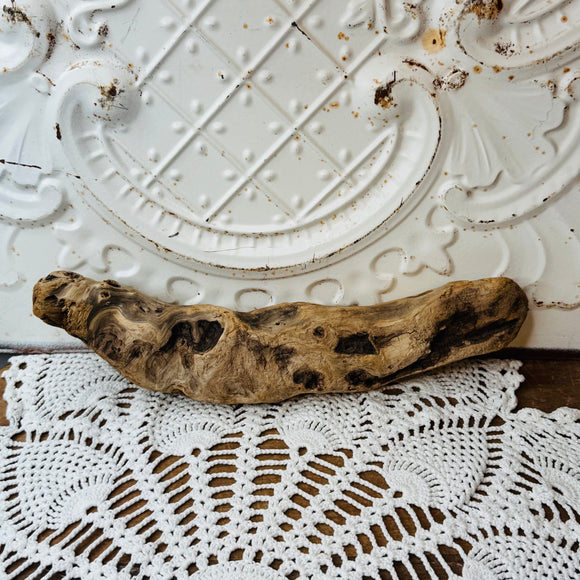ORNATE AUTHENTIC WOOD LOG
