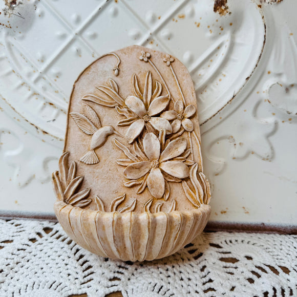 HUMMINGBIRD VINTAGE GARDEN FOUNTAIN STYLE DECOR - 2 AVAILABLE