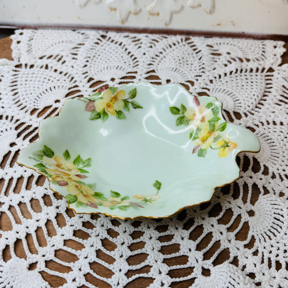 VINTAGE FLORAL SCALLOPED BOWL