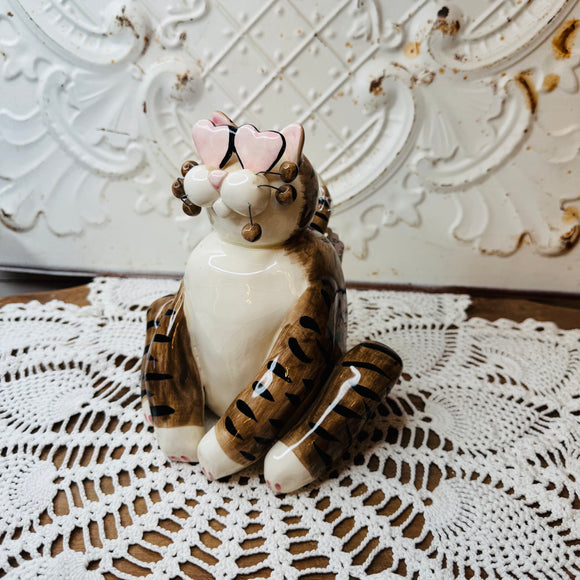 VINTAGE ANNACO CREATIONS TABBY CAT WITH HEART EYES STATUETTE