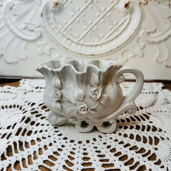 ORNATE RUFFLED VINTAGE BOWL WITH HANDLE DECOR
