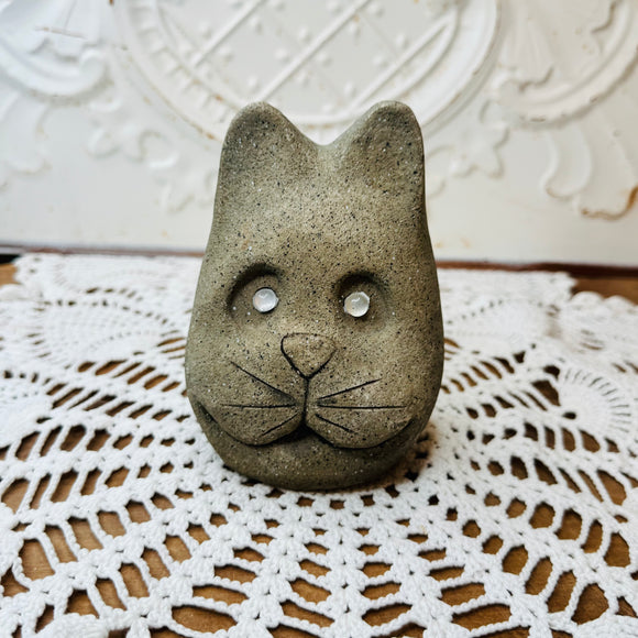 VINTAGE ORNATE CAT MASK DECOR