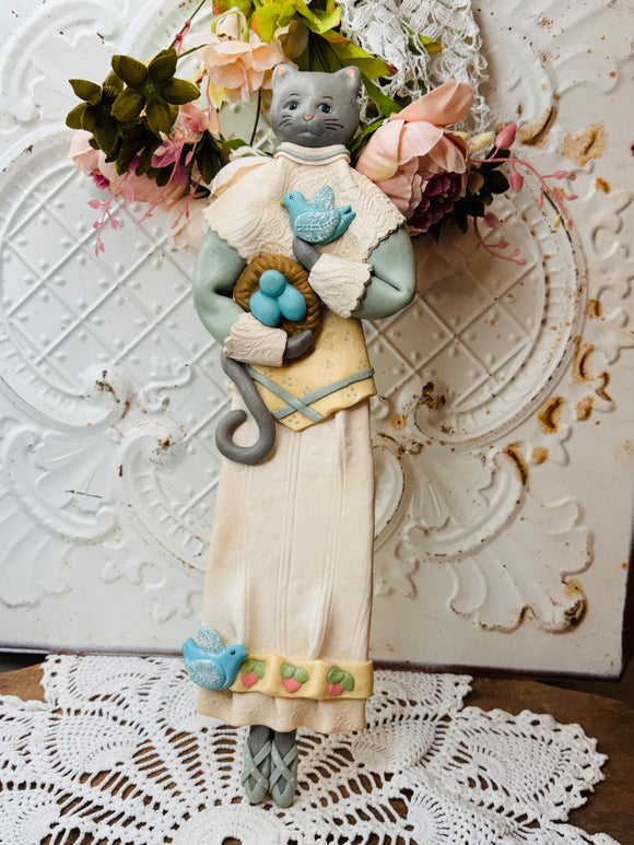 VINTAGE CYNTHIA MADRID'S FOLK ART KITTY WITH BALLET SLIPPERS DECOR