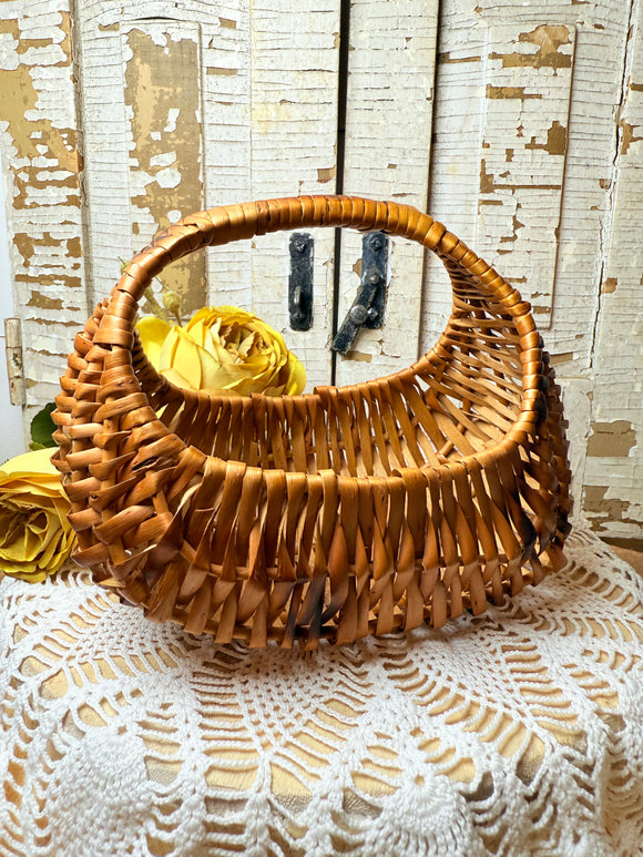 BANANA VINTAGE BASKET WICKER RATTAN