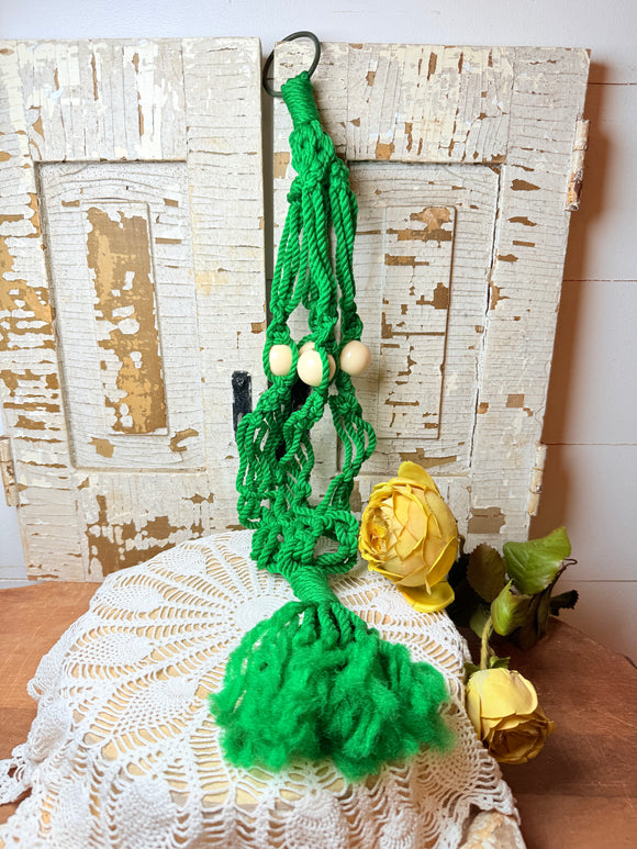 GREEN HANDMADE VINTAGE MACRAME HANGING PLANTER
