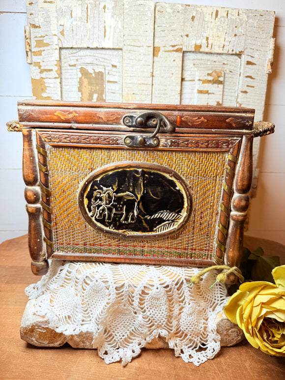 ORNATE ELEPHANT VINTAGE BOX DECOR