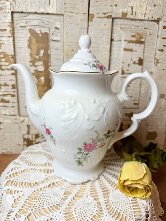 VINTAGE ROYAL KENT POLAND FLORAL LARGE TEAPOT