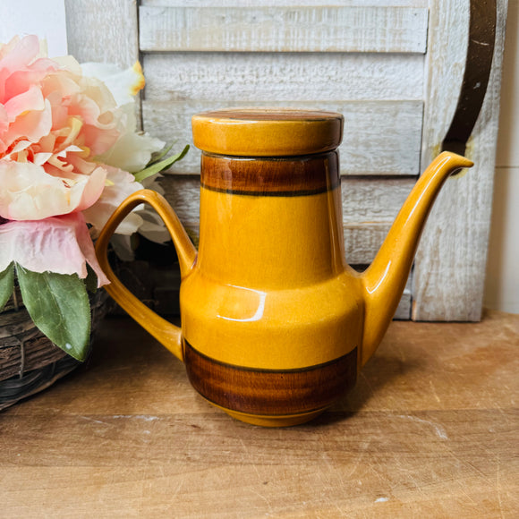 RETRO VINTAGE YELLOW WITH BROWN STRIPE POTTERY TEAPOT