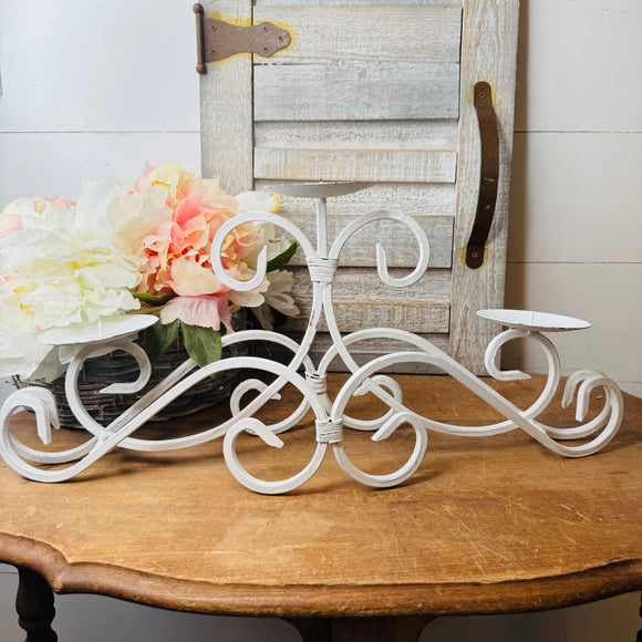 SCROLLY VINTAGE ORNATE IRON THREE CANDLE HOLDER