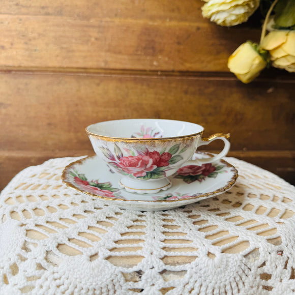 VINTAGE TEACUP AND SAUCER SET - GOLD TRIM ROSE