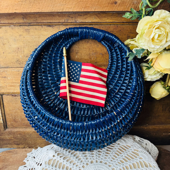 NAVY BLUE ORNATE VINTAGE CIRCULAR WALL BASKET DECOR