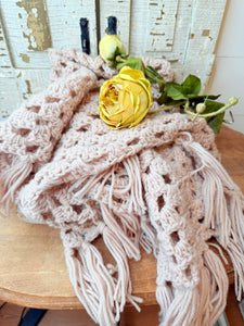 VINTAGE DUSTY ROSE SHAWL