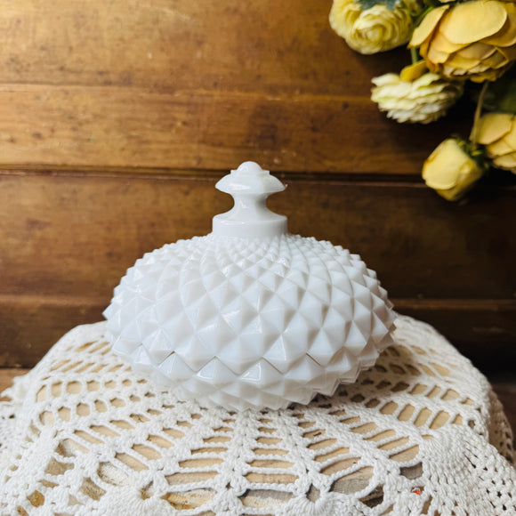 VINTAGE WESTMORELAND MILK GLASS DIAMOND SAWTOOTH COMPOTE