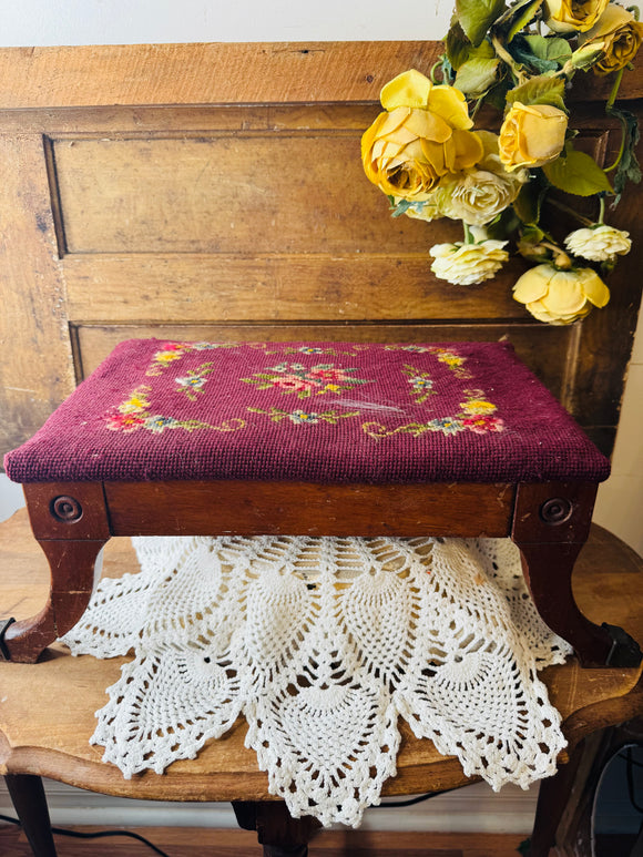 ANTIQUE TAPESTRY FLORAL WOOD STEP STOOL
