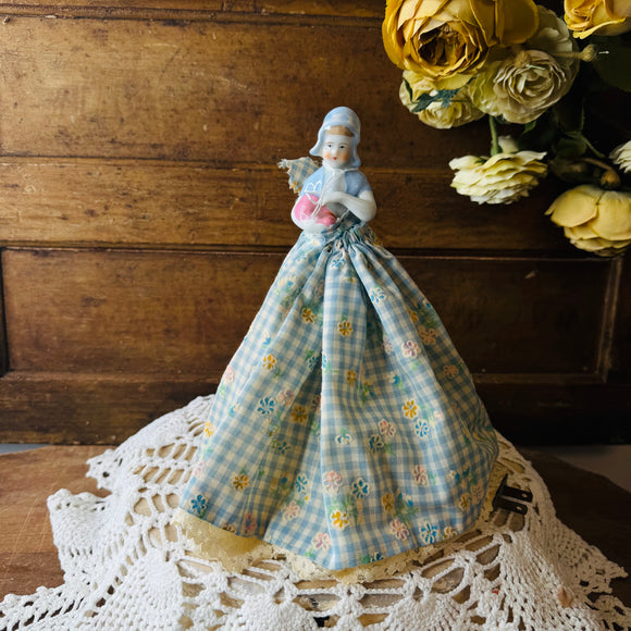 LAMP - ANTIQUE HANDMADE ONE OF A KIND PORCELAIN DOLL TORSO WITH ANTIQUE LINEN RARE - IRENE