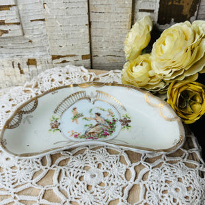 VINTAGE PORCELAIN CHERUB BONE PLATE