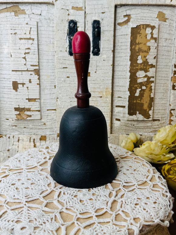 VINTAGE ANTIQUE CAST IRON SCHOOL BELL
