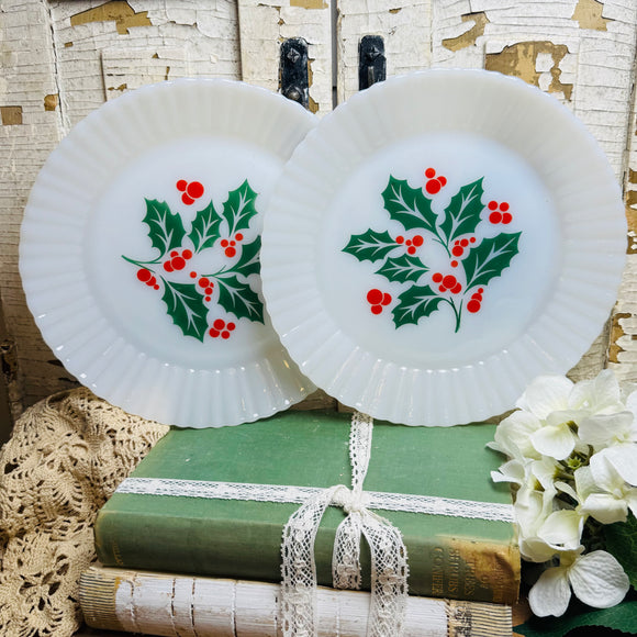 SET OF 2 VINTAGE MILK GLASS HOLLY DINNER PLATES GORGEOUS!! - 4 SETS AVAILABLE