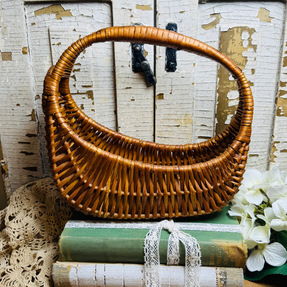 VINTAGE WINE BOTTLE CARRIER WICKER BASKET