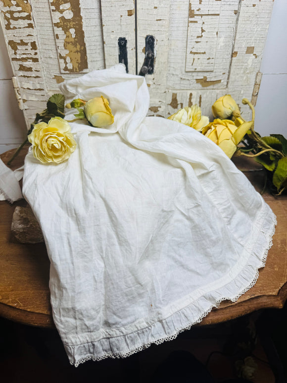 VINTAGE VICTORIAN GREAT SHAPE RARE HAIR CUTTING CAPE