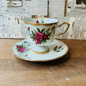 VINTAGE ROSE GOLD DETAIL TEACUP AND SAUCER SET