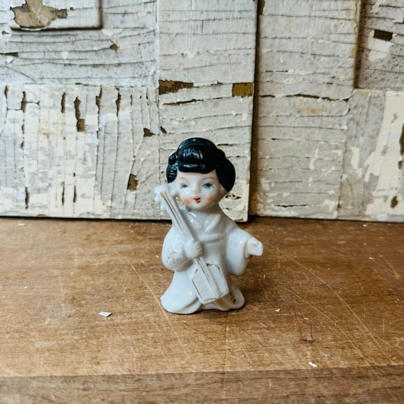 VINTAGE NAPCOWARE JAPAN GIRL STATUETTE