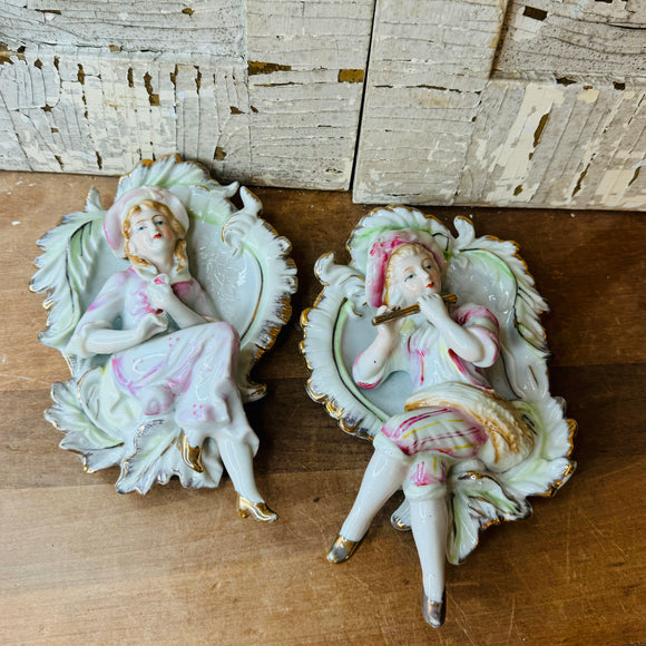 SET OF VINTAGE PORCELAIN COURTING WALL PLAQUES