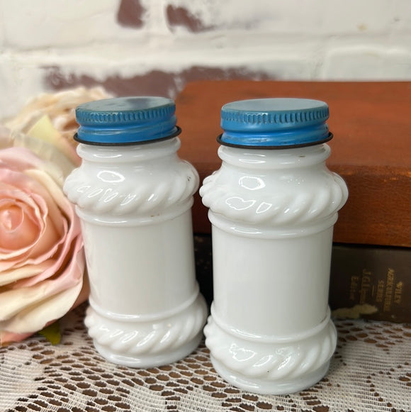 MILK GLASS SWIRL WITH BLUE TOPS SALT AND PEPPER SHAKERS WITH SILVER TOPS