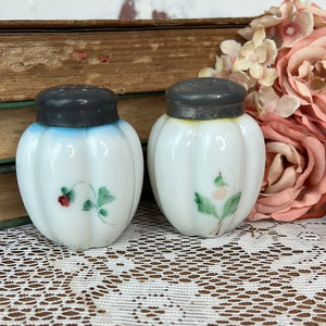 ANTIQUE GILLINDER AND SONS MILK GLASS SALT AND PEPPER SHAKERS #1